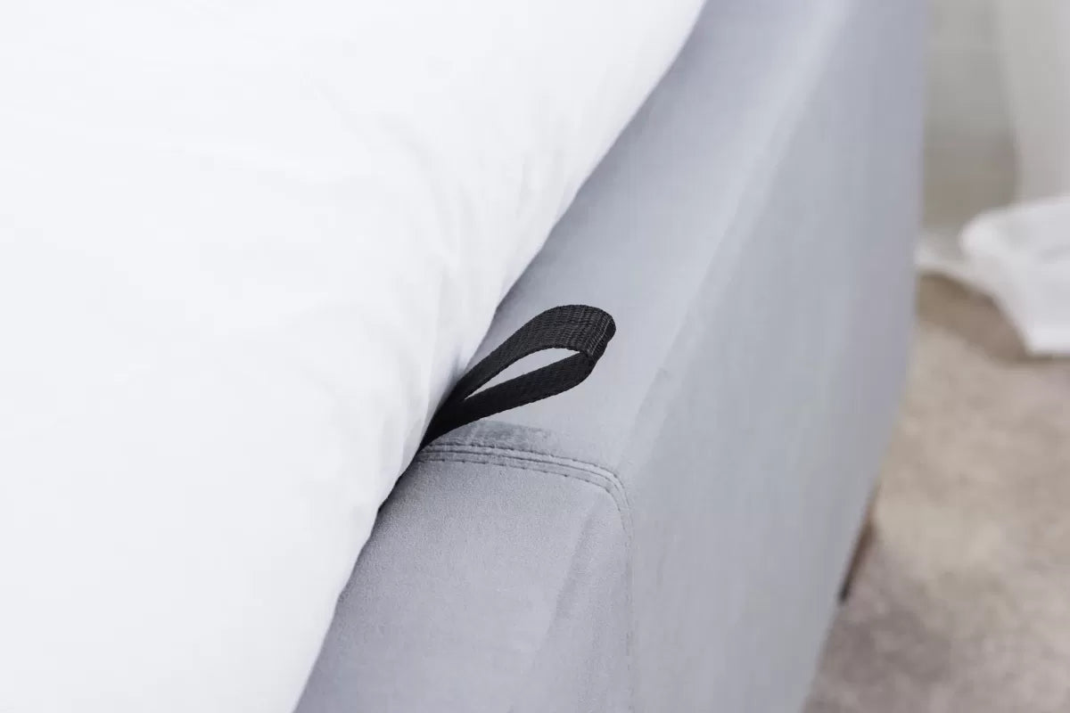 Cologn Grey Ottoman King Bed
