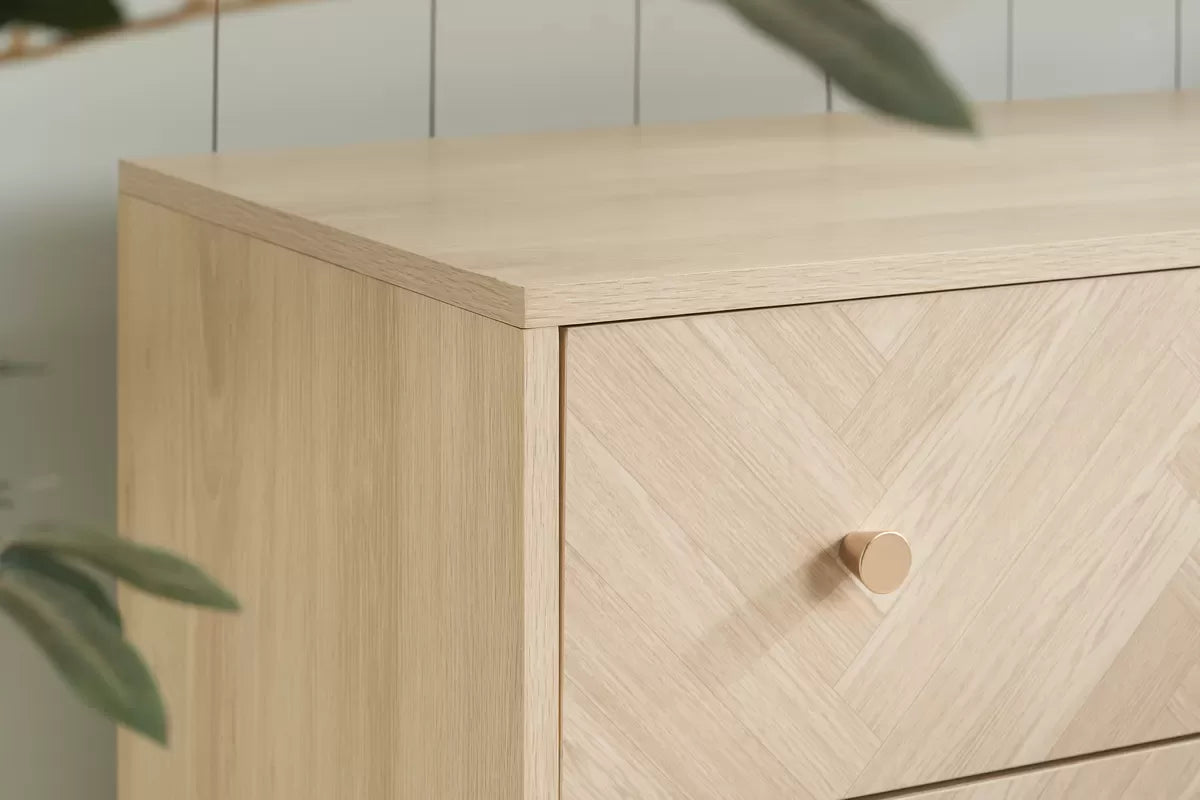 Herringford Oak 4 Drawer Chest