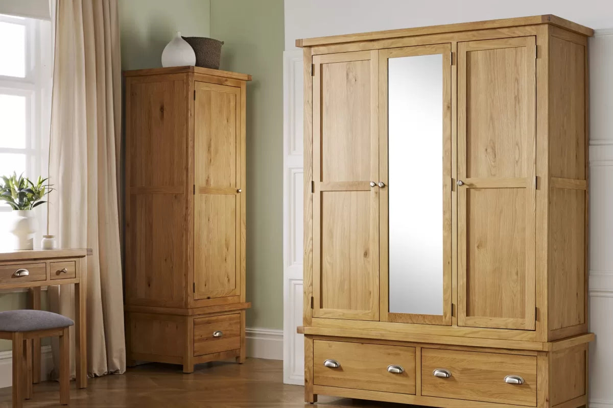 Woburn Oak 3 Door 2 Drawer Wardrobe