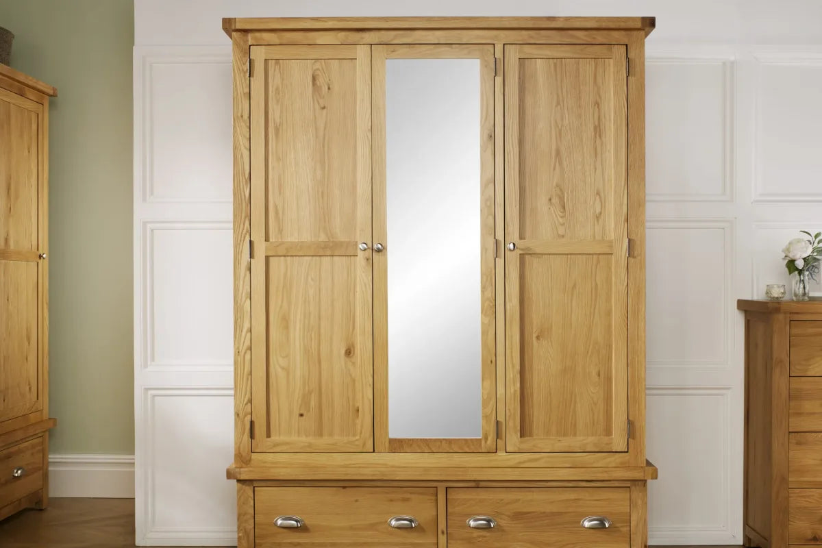 Woburn Oak 3 Door 2 Drawer Wardrobe