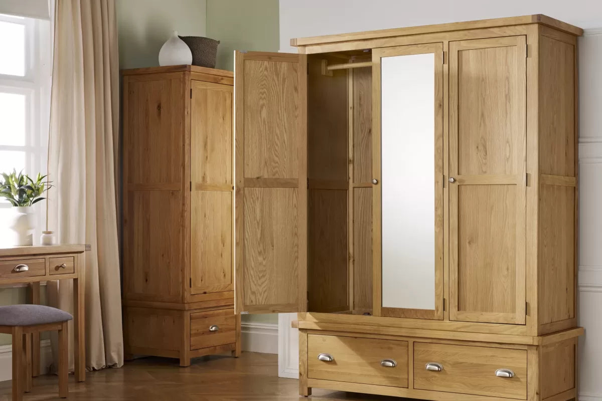 Woburn Oak 3 Door 2 Drawer Wardrobe