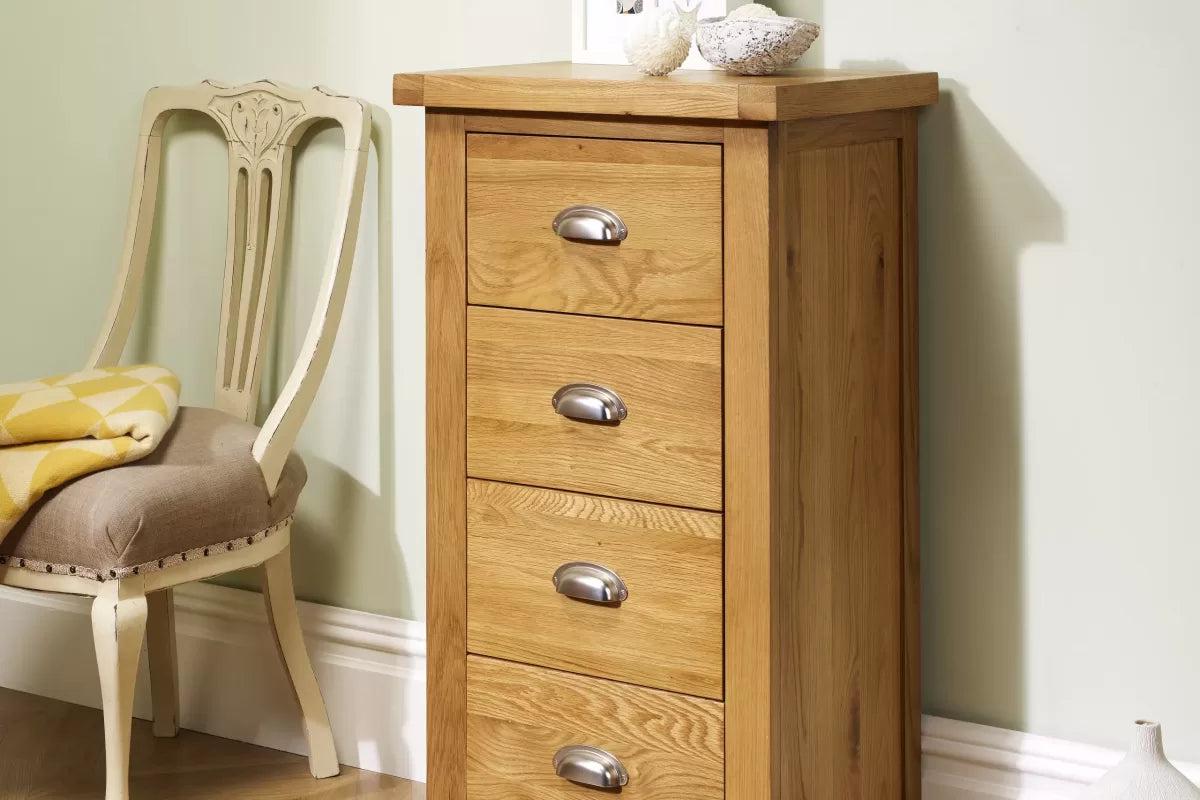 Woburn Oak 4 Drawer Narrow Chest