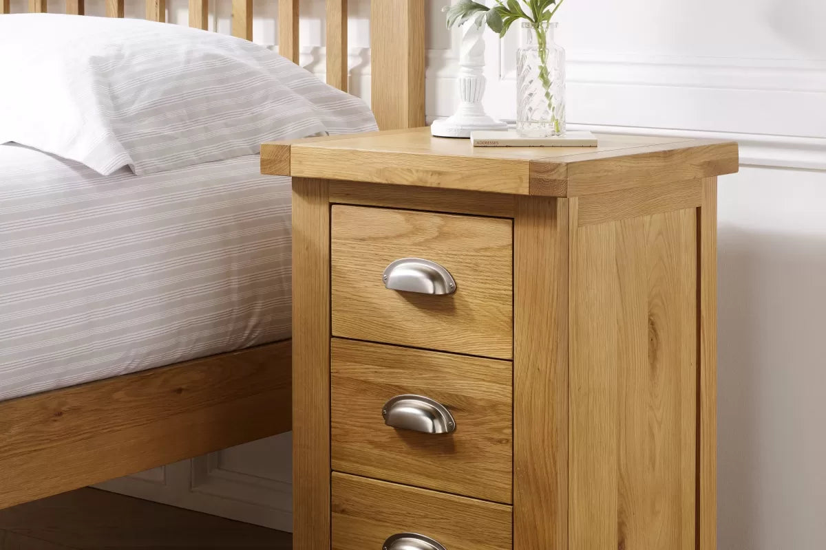 Woburn Large Oak 3 Drawer Bedside